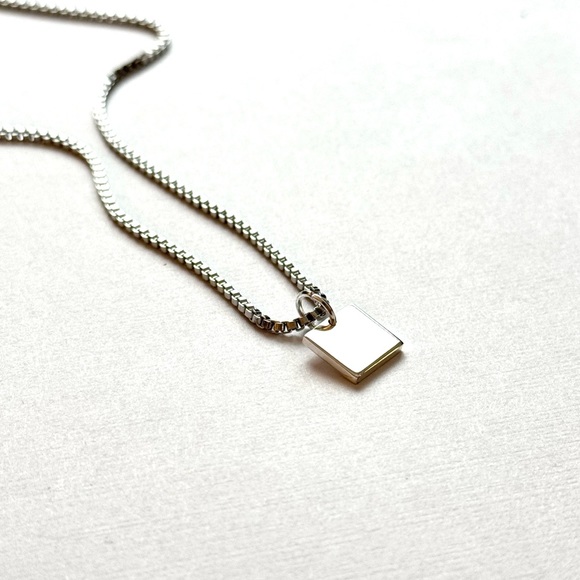 Gucci .925 Silver Square Pendant on Chain/Necklace - Picture 2 of 4